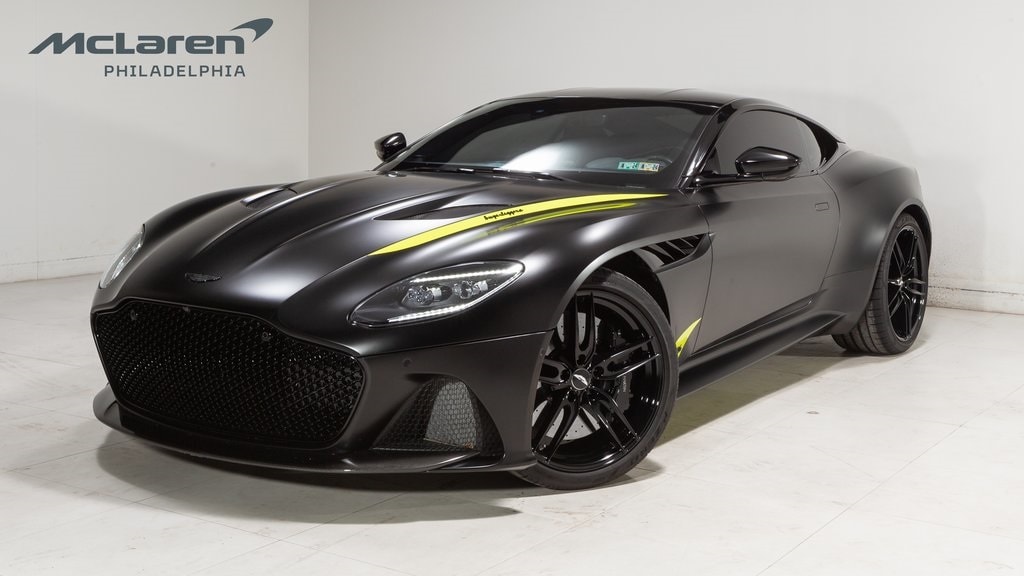 2022 Aston Martin DBS Base's photo