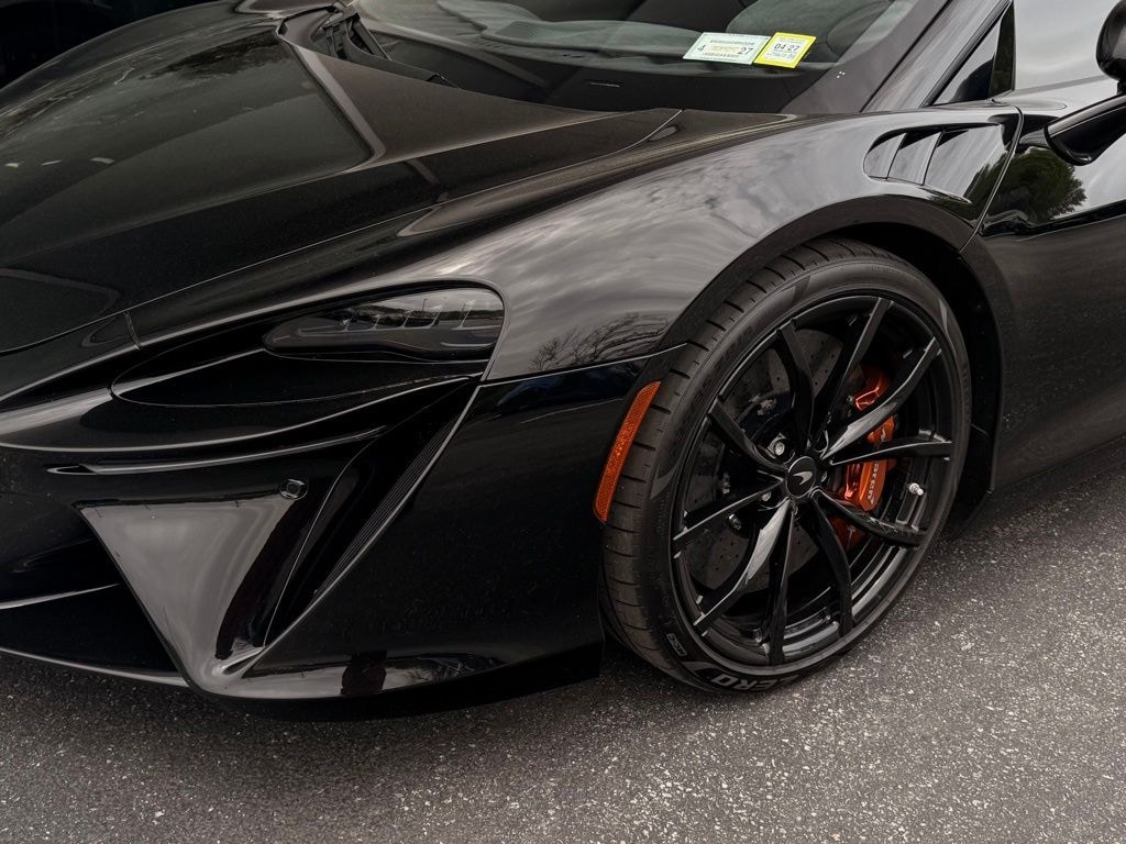 Used 2023 McLaren Artura Coupe