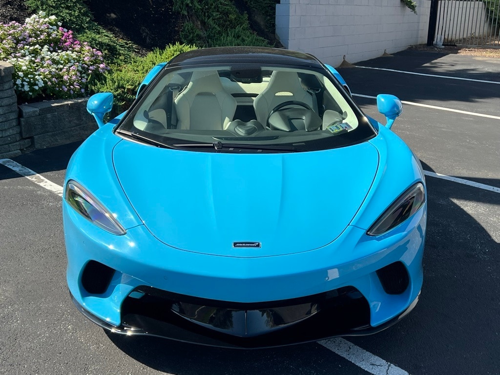 2023 Mclaren GT photo 2