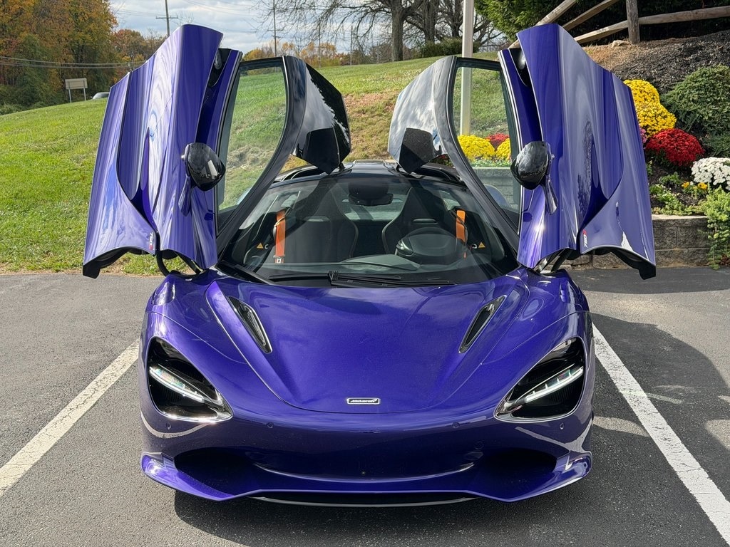 New 2025 McLaren 750S  Coupe