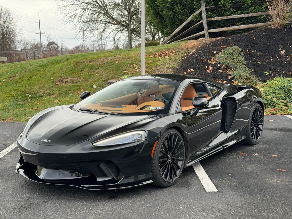 2023 McLaren GT Base