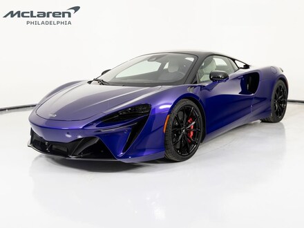 2023 McLaren Artura Coupe TechLux Coupe