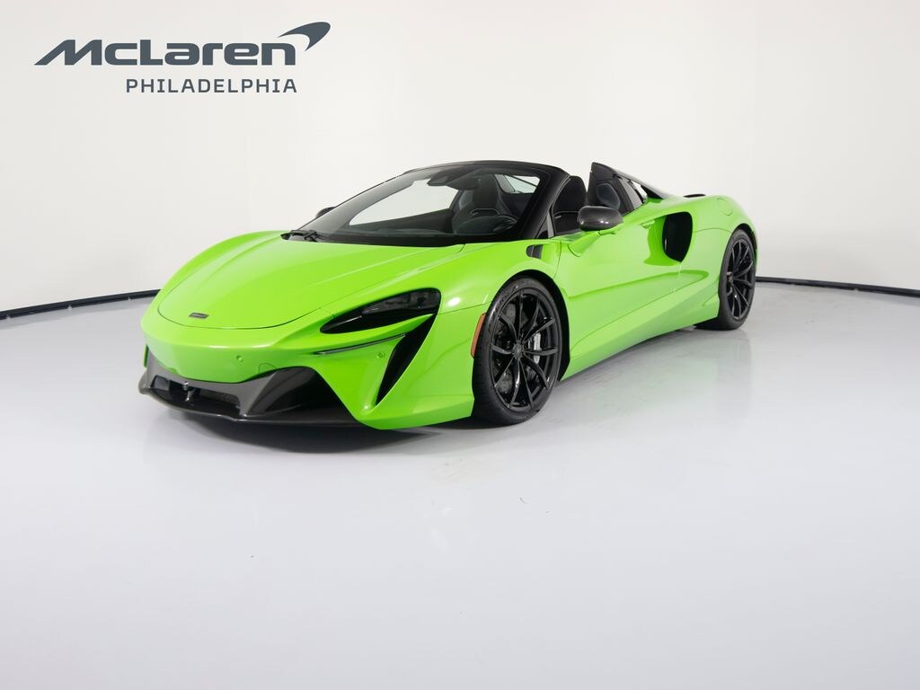 New 2025 McLaren Artura Coupe