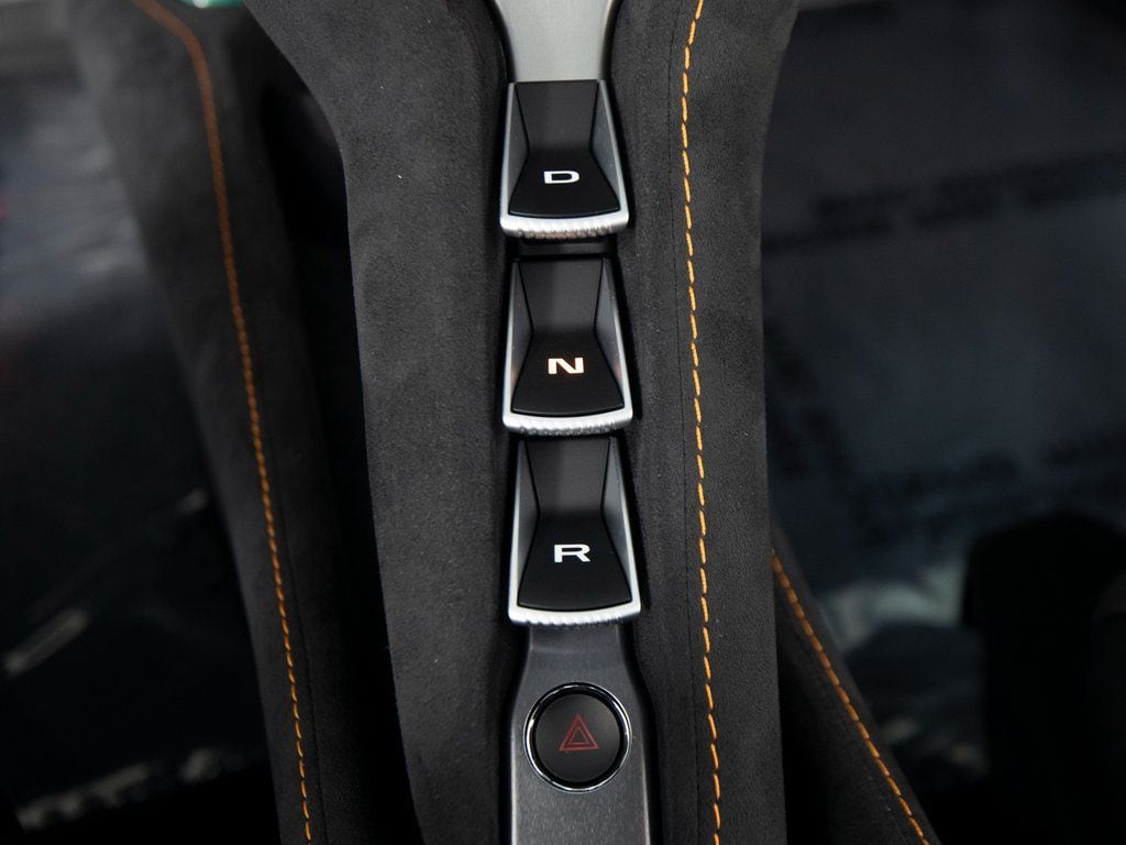 2025 McLaren 750S Base - Photo 22