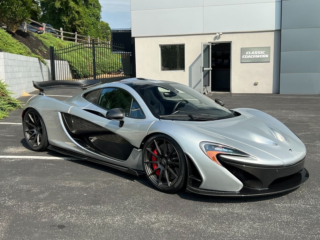 2014 Mclaren P1 photo 2