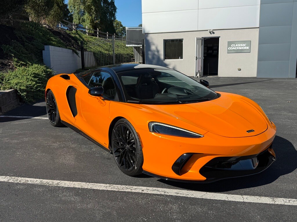 2025 Mclaren GTS photo 3