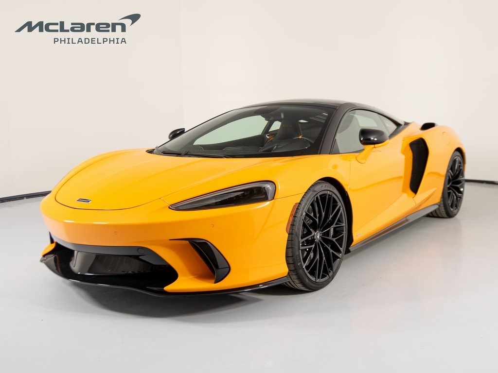 2025 McLaren GTS Base