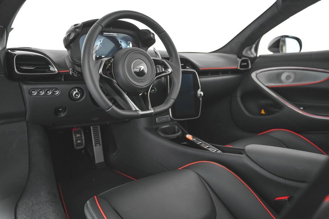 2025 McLaren Artura Vision - Photo 9