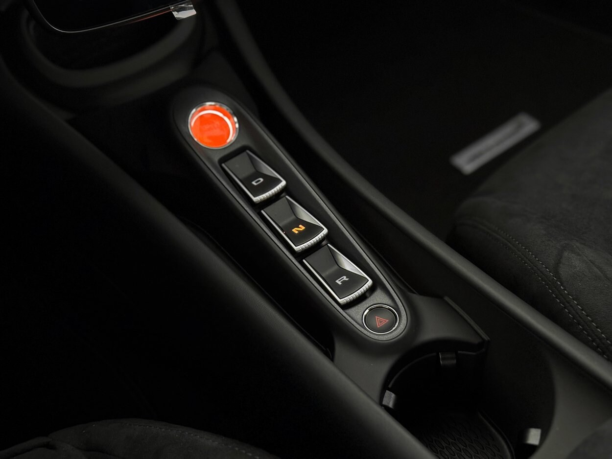 2025 McLaren Artura Performance - Photo 12