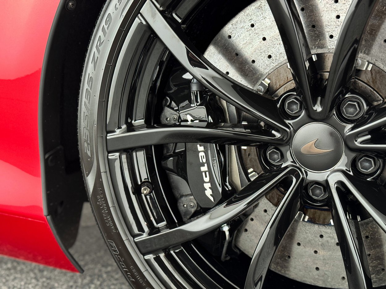2025 McLaren Artura Performance - Photo 38