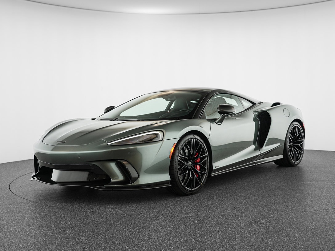 2026 McLaren GTS -'s photo