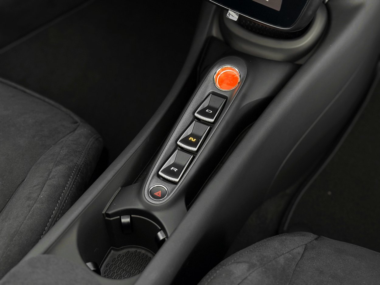 2025 McLaren Artura Performance - Photo 24