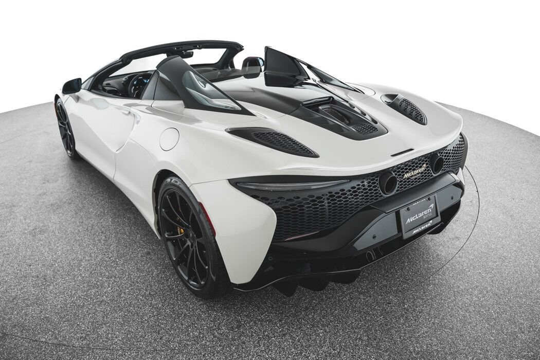 2025 McLaren Artura Vision - Photo 39