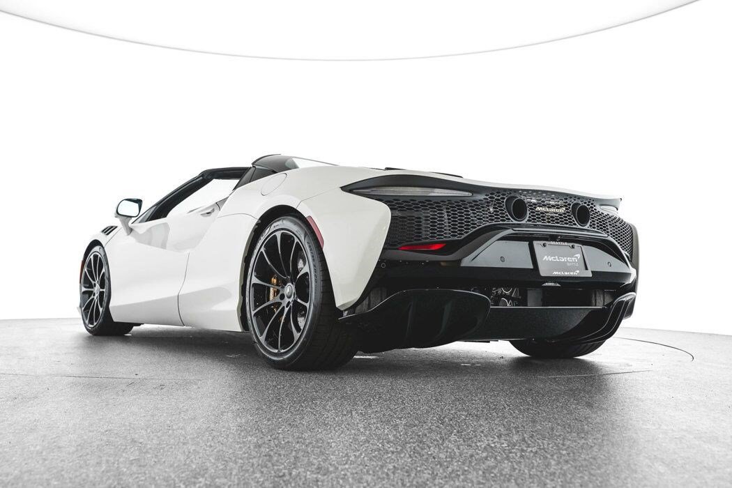 2025 McLaren Artura Vision - Photo 40