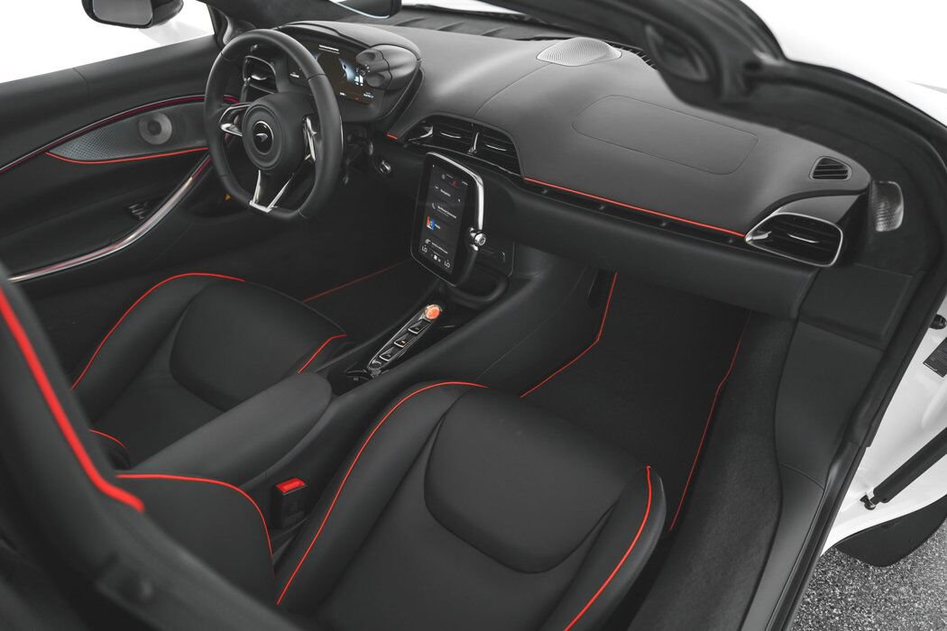 2025 McLaren Artura Vision - Photo 11