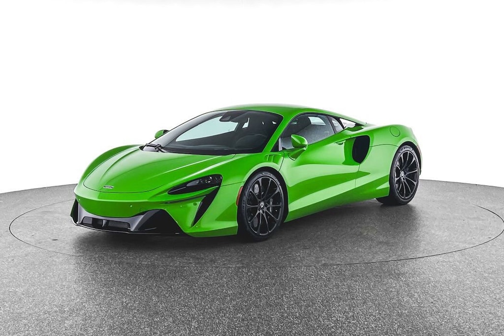 New 2025 McLaren Artura Coupe
