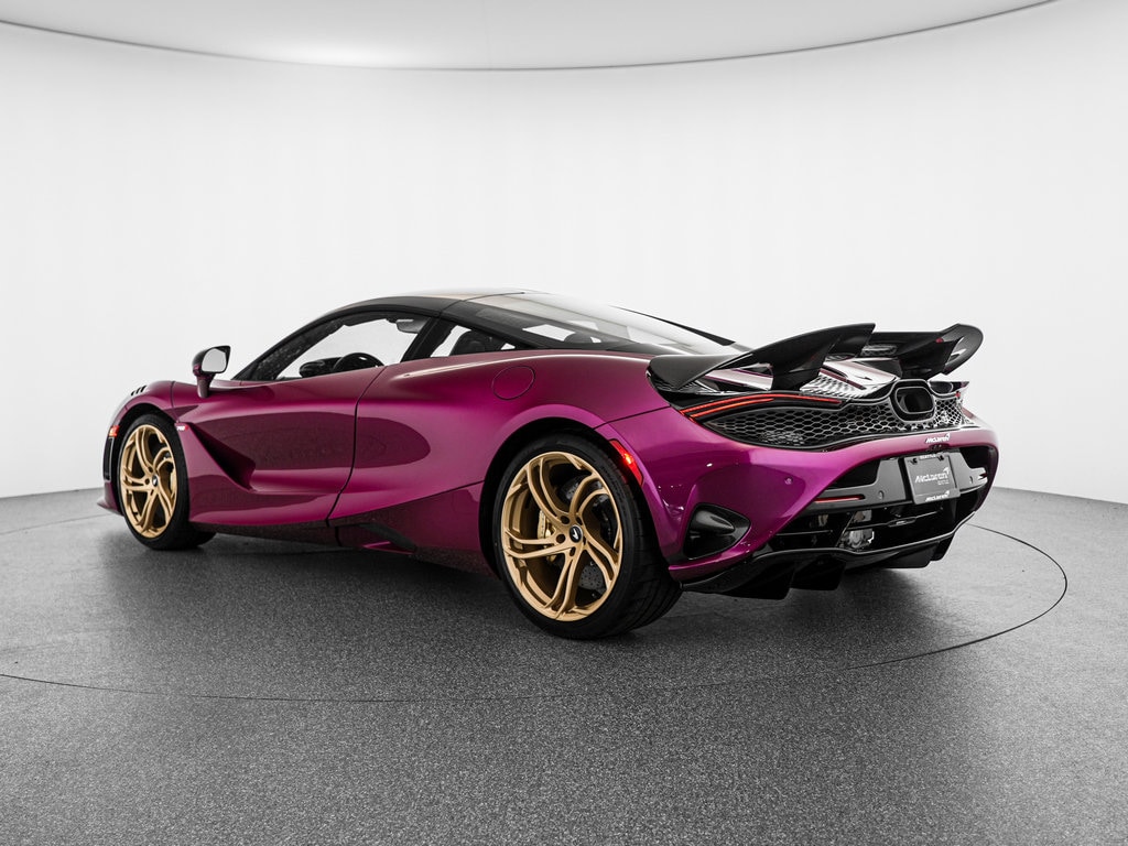 New 2027 McLaren 750S Base Coupe