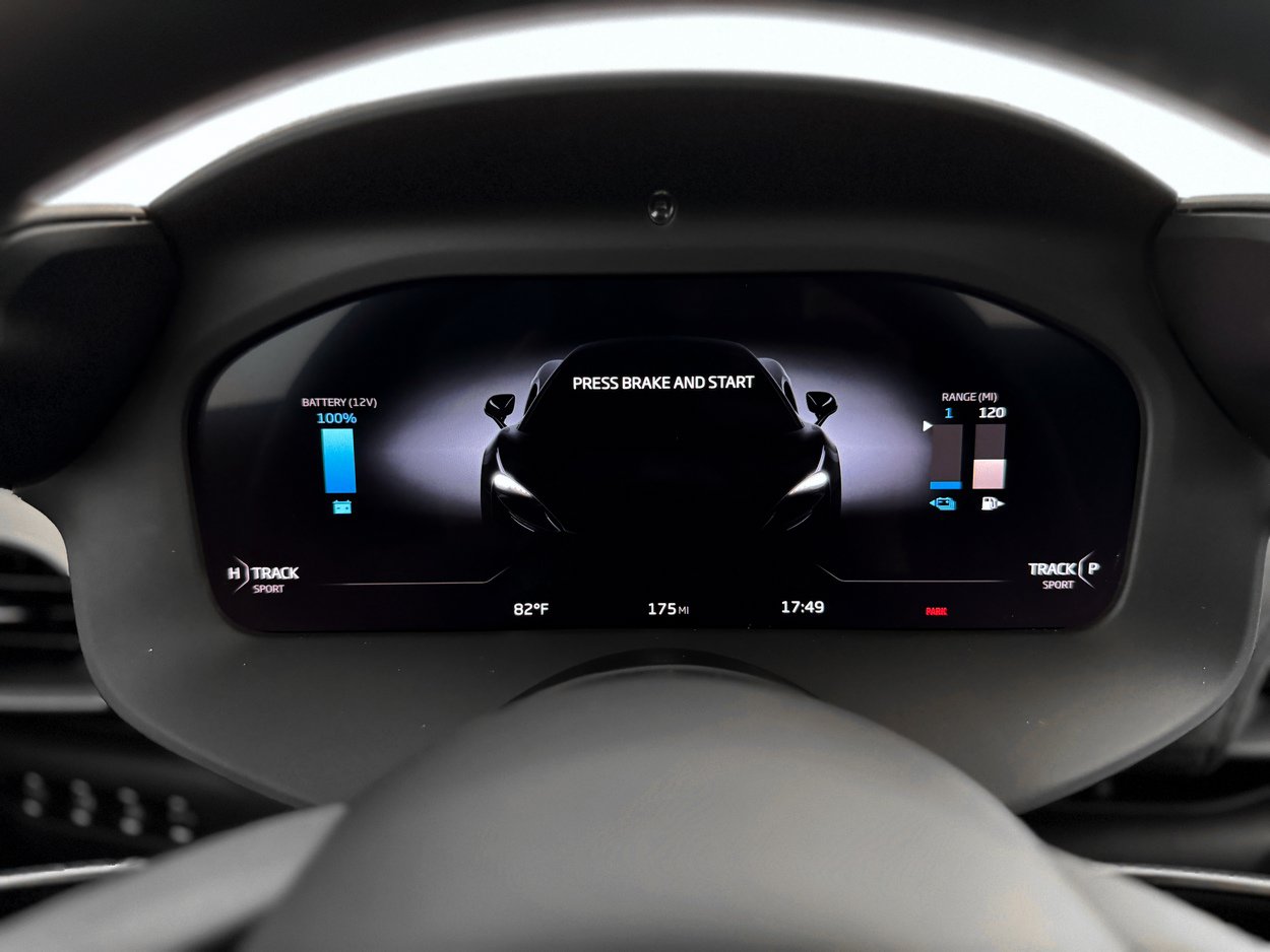 2025 McLaren Artura Performance - Photo 11