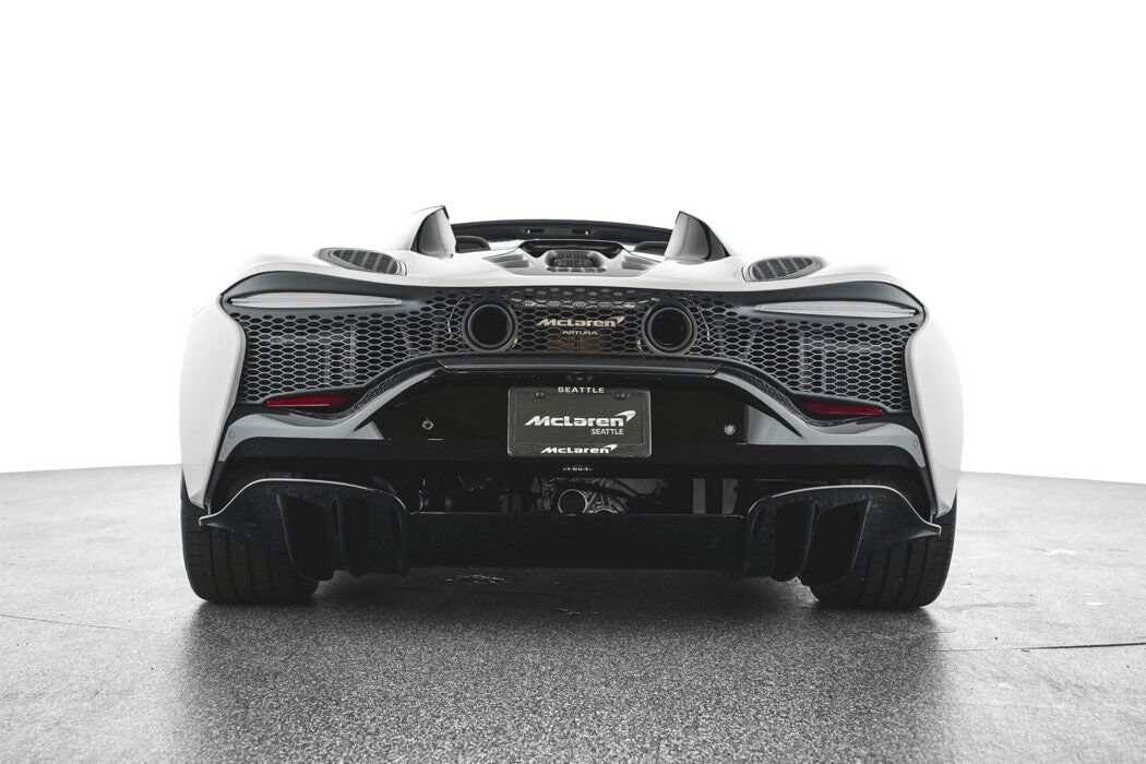 2025 McLaren Artura Vision - Photo 41