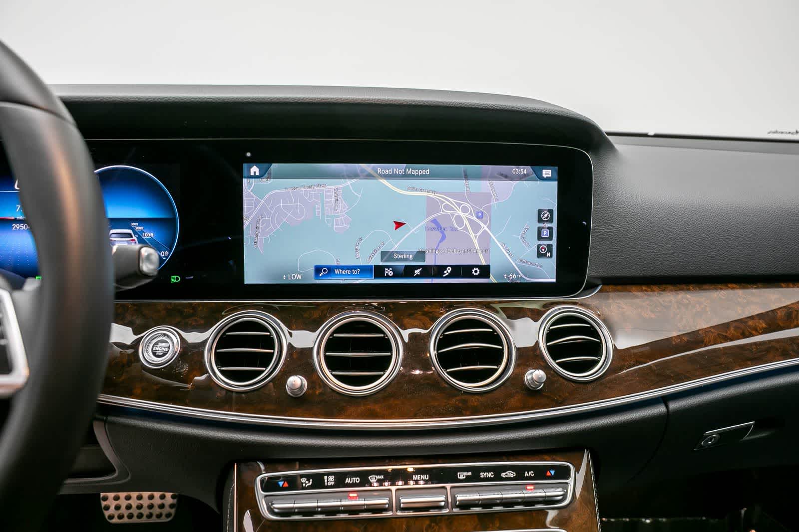 Thumbnail: 2021 Mercedes-Benz E-Class - 9