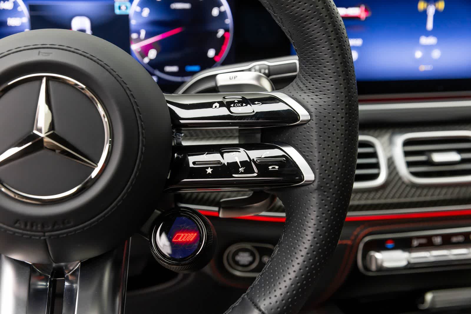 Thumbnail: 2025 Mercedes-Benz GL-Class - 36