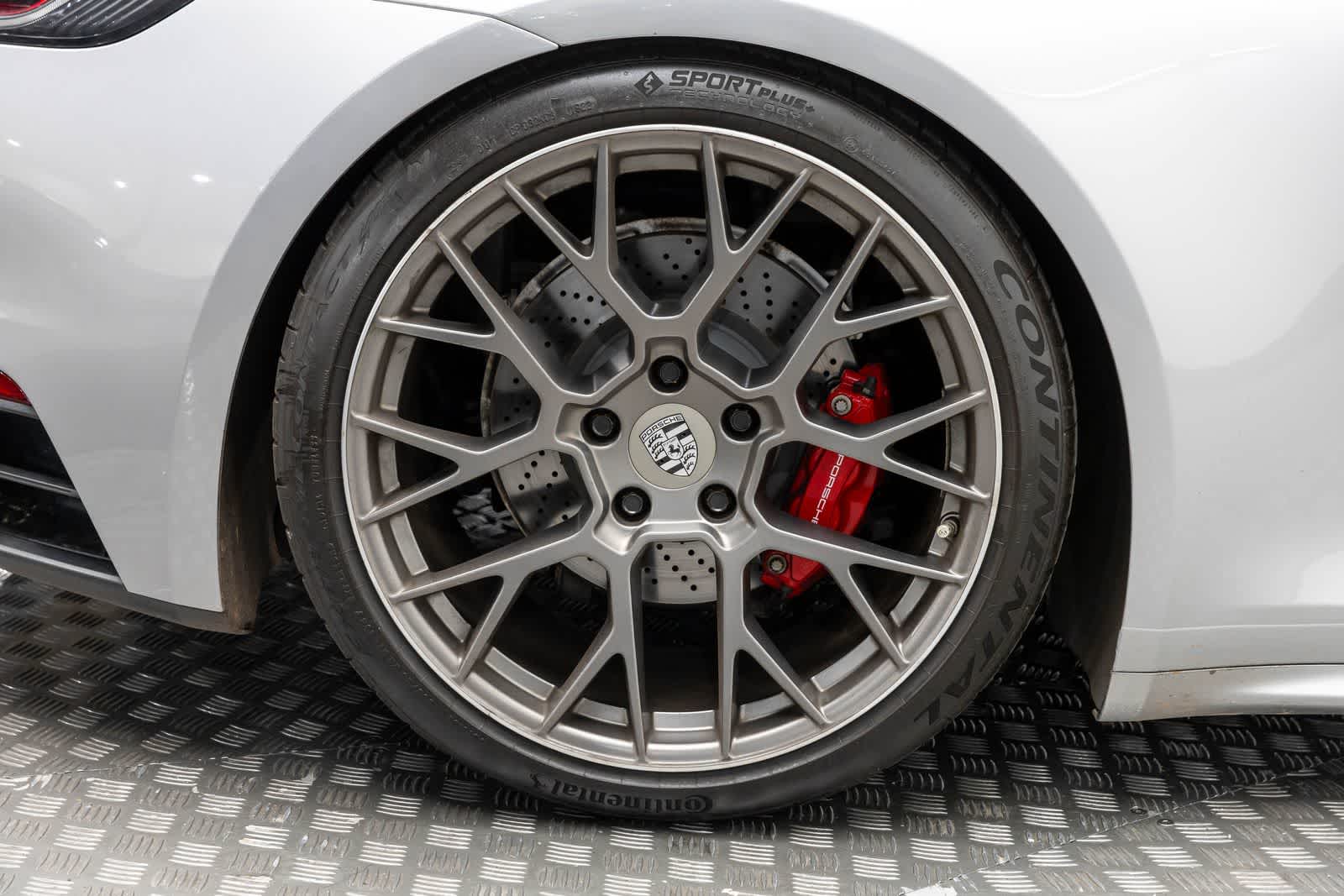 Thumbnail: 2020 Porsche 911 - 48