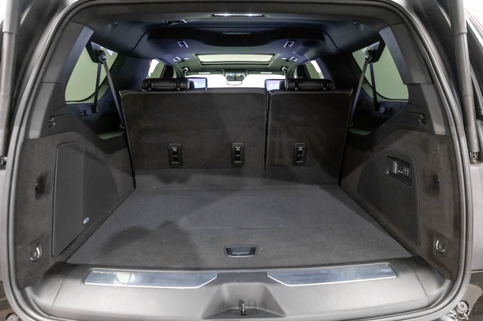Thumbnail: 2026 Cadillac Escalade - 21