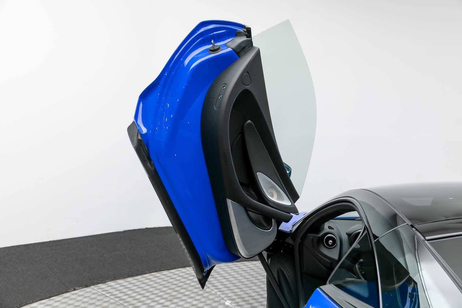 Thumbnail: 2025 Mclaren GTS - 21