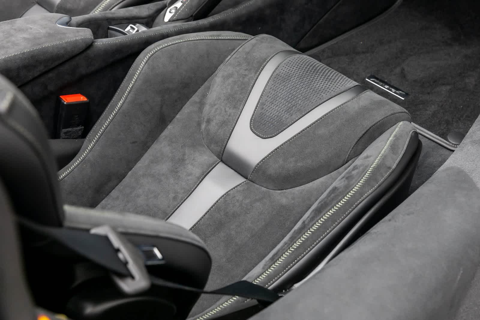 Thumbnail: 2026 Mclaren 750S - 34