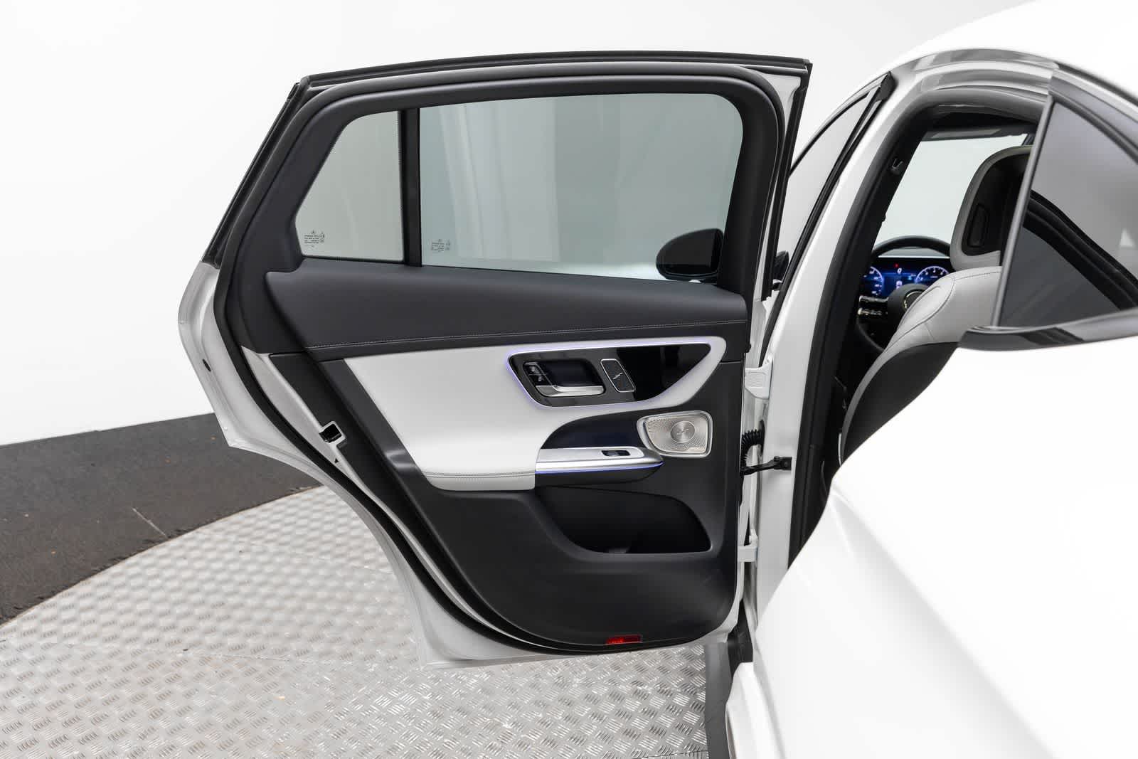 Thumbnail: 2026 Mercedes-Benz GLC - 38
