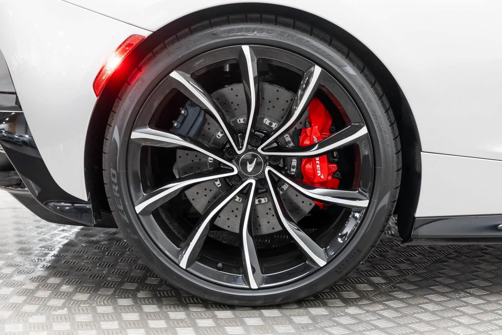 Thumbnail: 2025 Mclaren GTS - 42