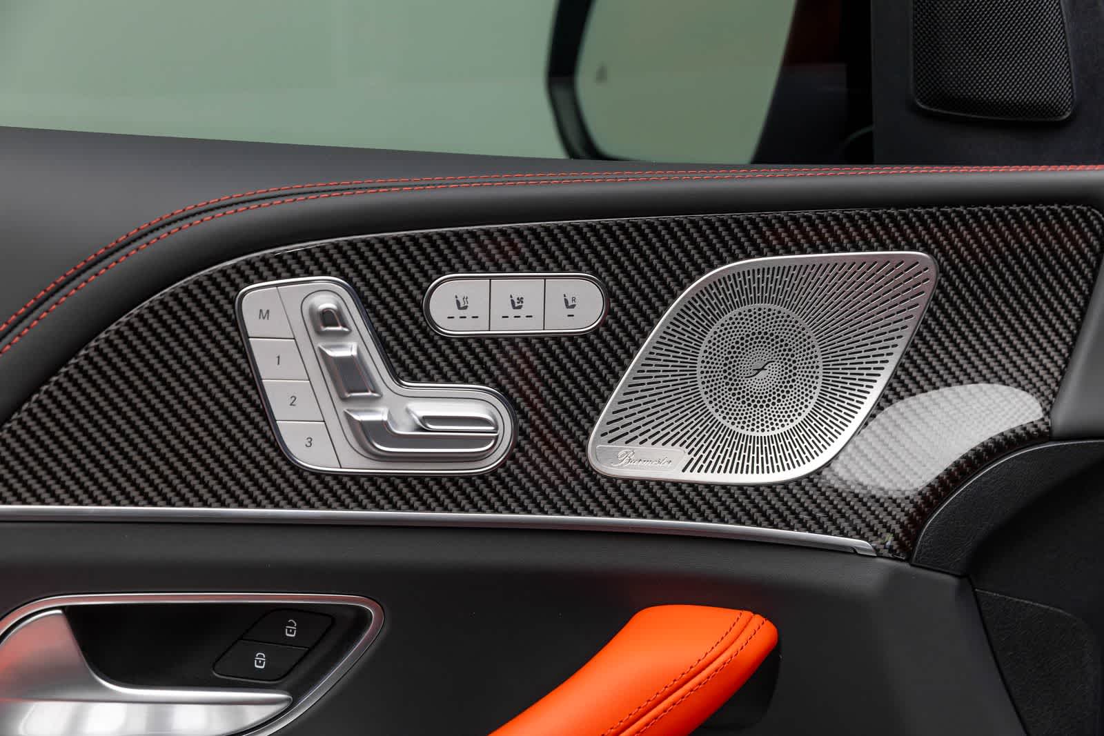 Thumbnail: 2025 Mercedes-Benz GL-Class - 29