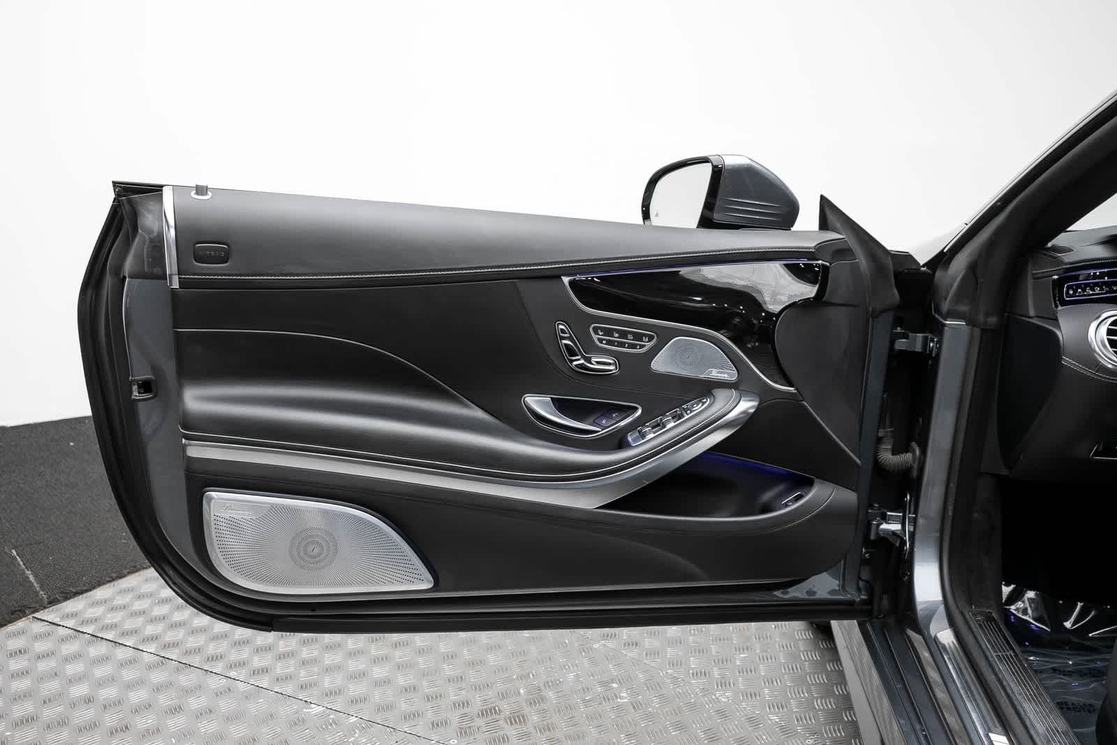 Thumbnail: 2017 Mercedes-Benz S-Class - 24