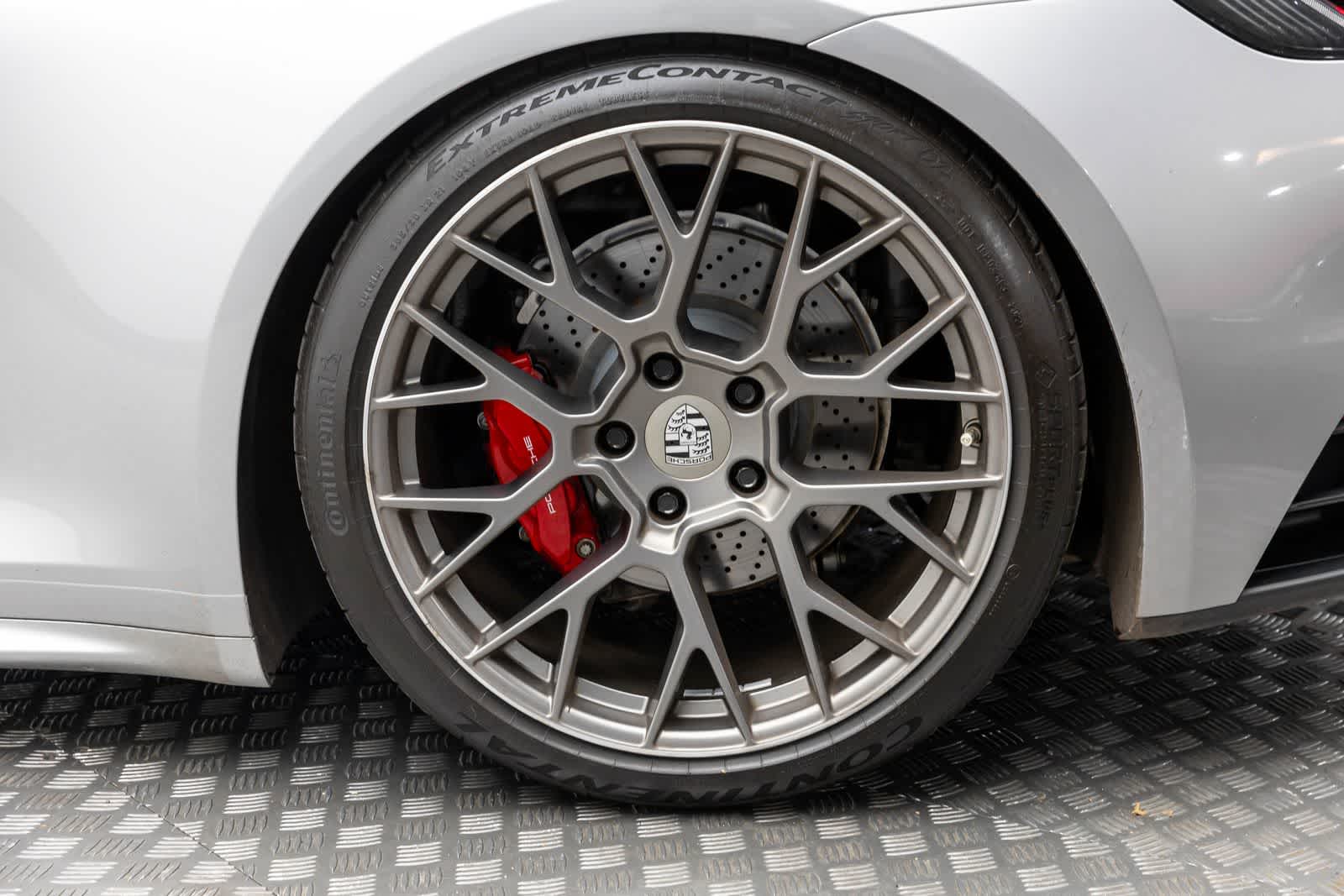 Thumbnail: 2020 Porsche 911 - 47