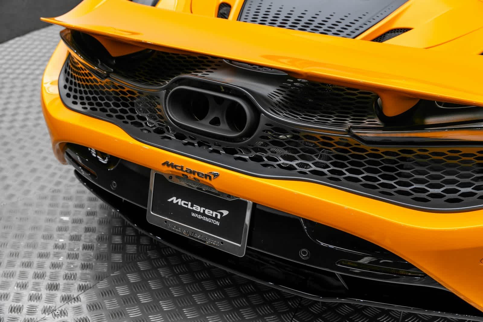 Thumbnail: 2025 Mclaren 750S - 9