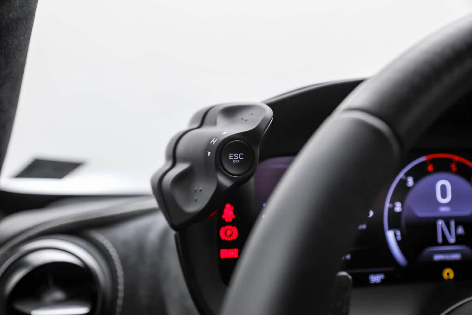 Thumbnail: 2025 Mclaren 750S - 33