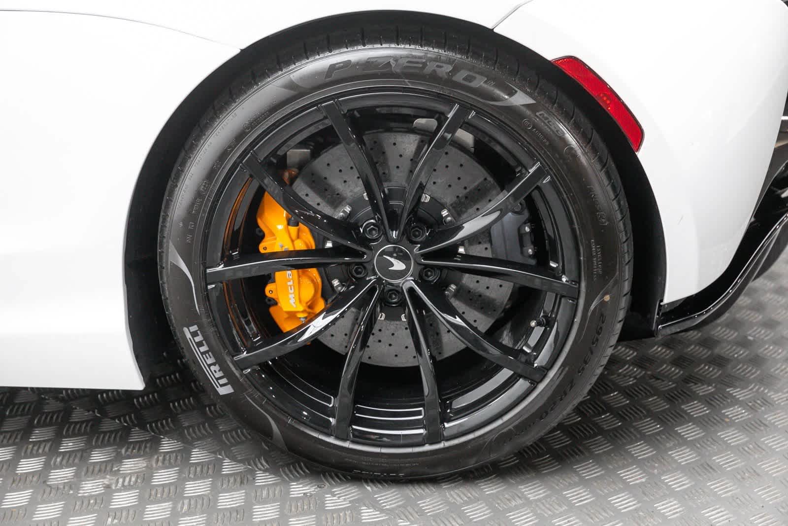 Thumbnail: 2024 Mclaren Artura - 31