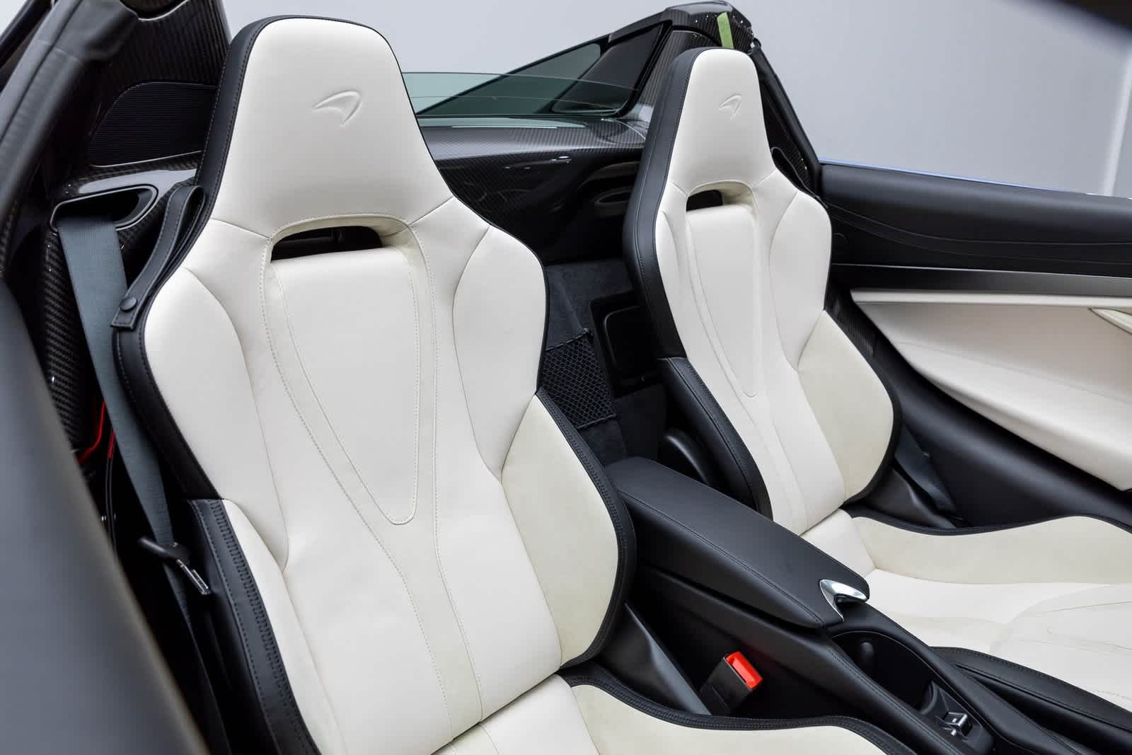 Thumbnail: 2026 Mclaren 750S - 13