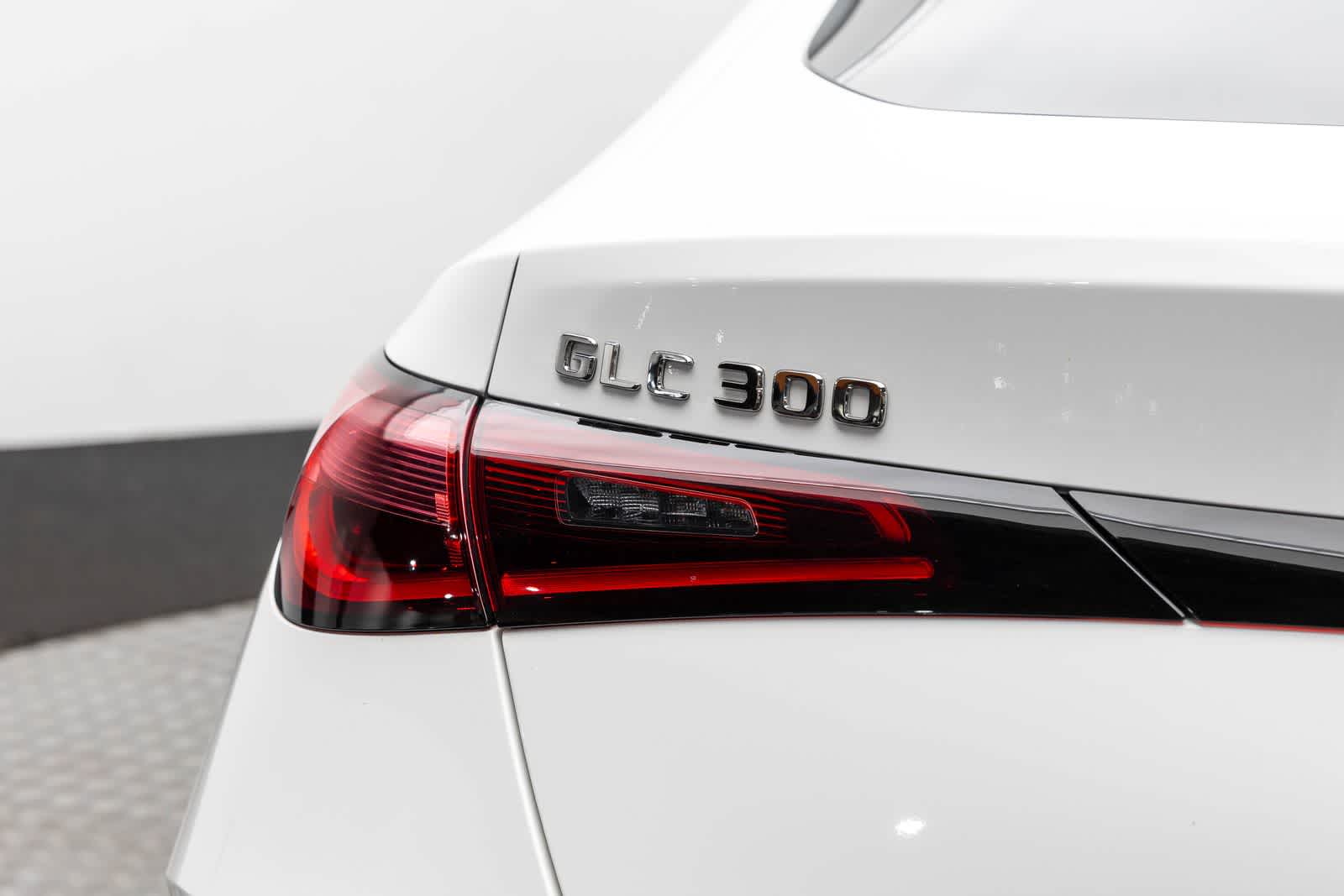 Thumbnail: 2026 Mercedes-Benz GLC - 7