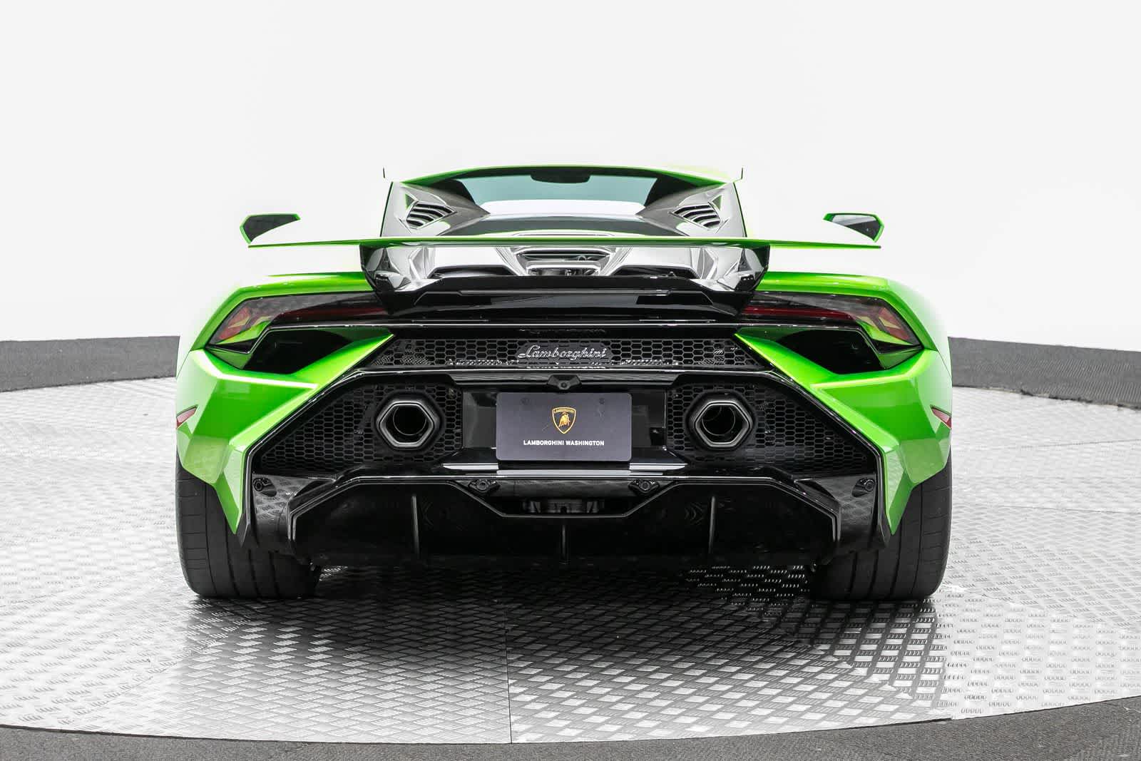 Thumbnail: 2024 Lamborghini Huracan - 5