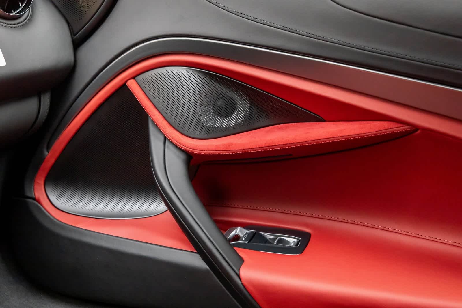 Thumbnail: 2026 Mclaren 750S - 27