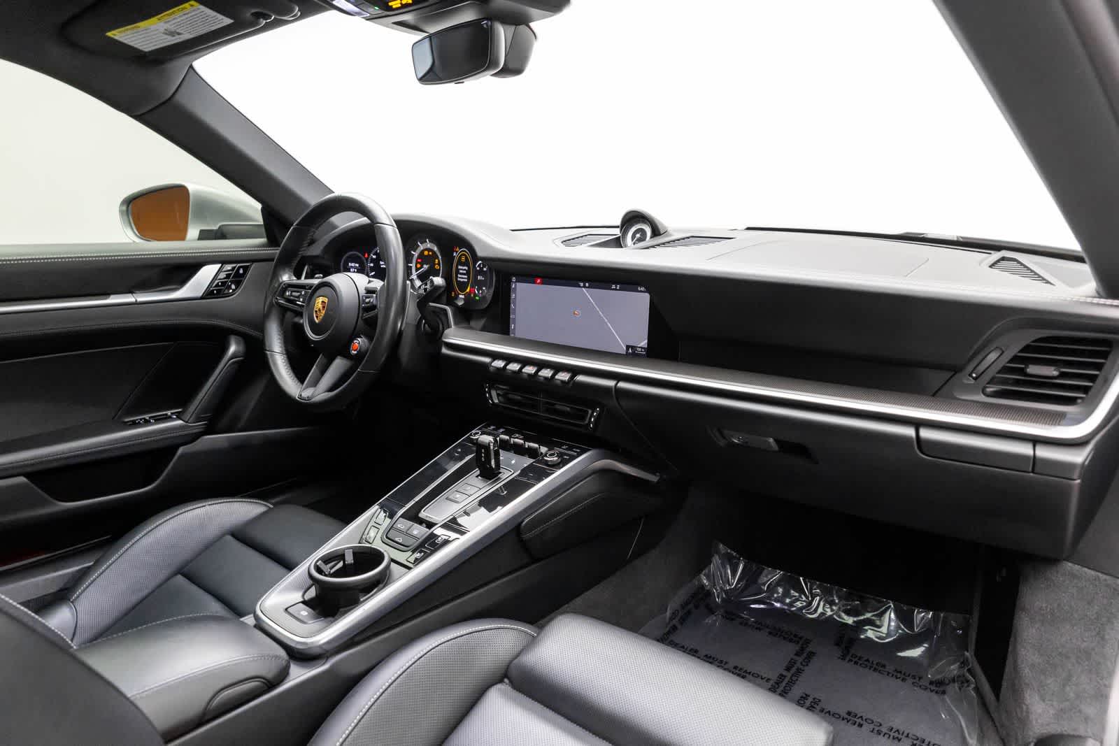 Thumbnail: 2020 Porsche 911 - 46