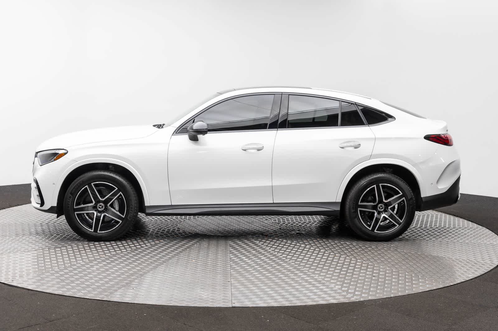 Thumbnail: 2026 Mercedes-Benz GLC - 3
