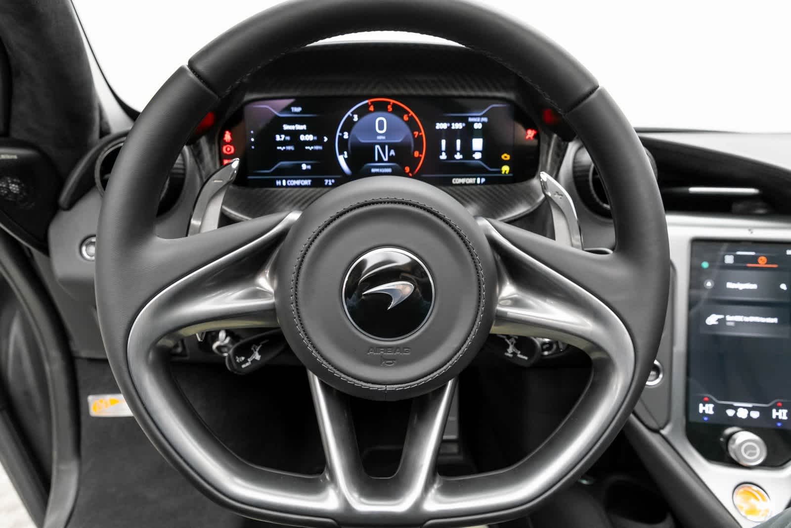 Thumbnail: 2025 Mclaren 750S - 11