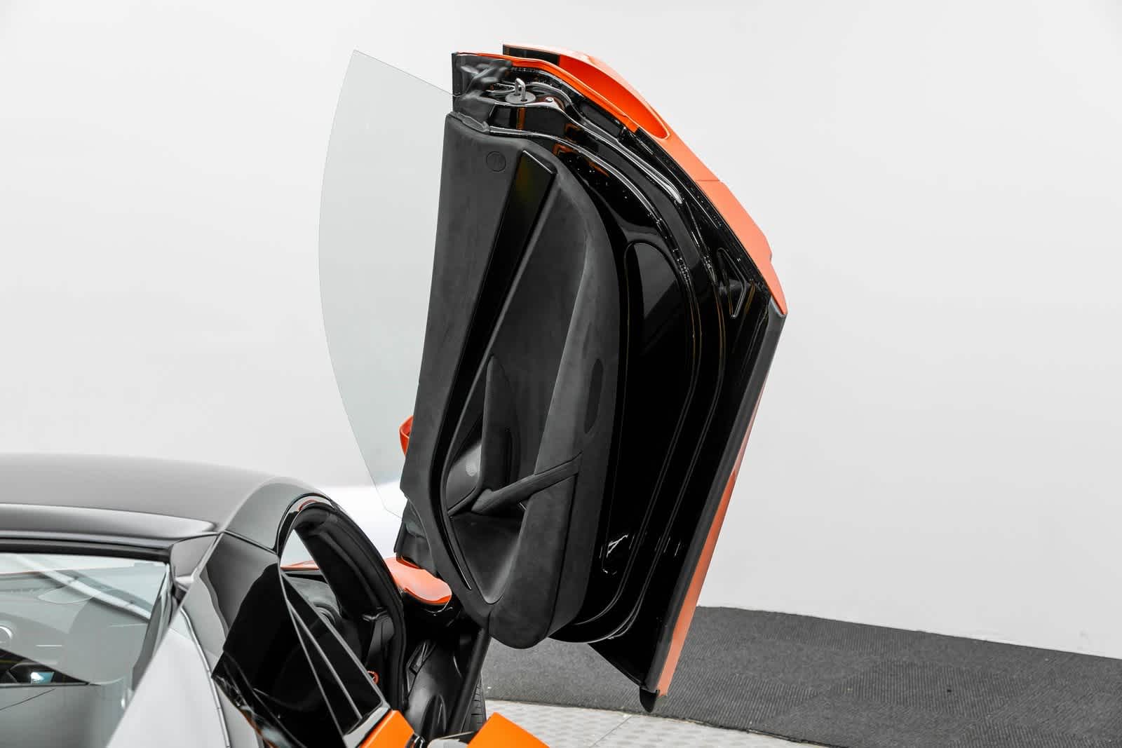 Thumbnail: 2025 Mclaren 750S - 30