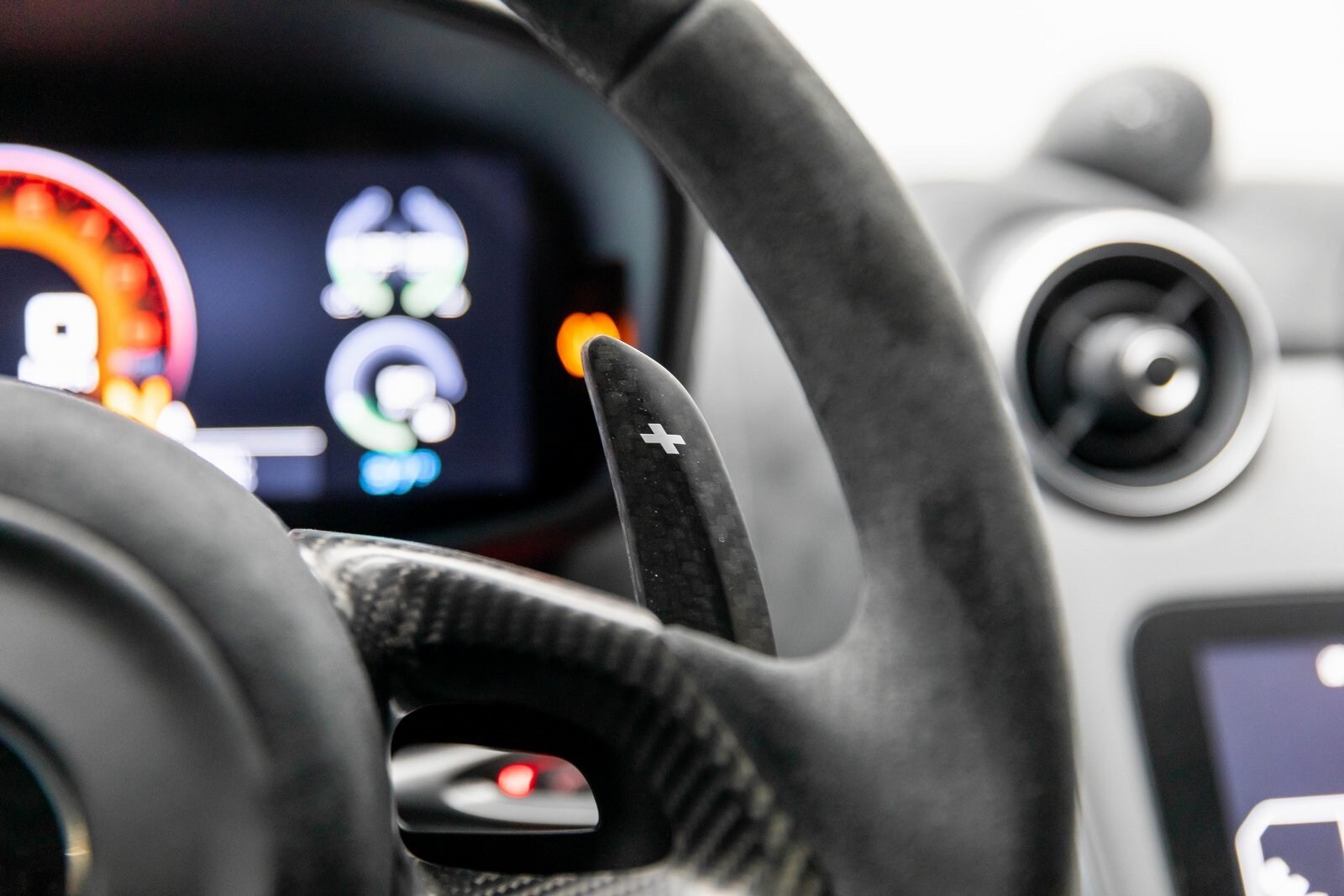 Thumbnail: 2020 Mclaren  - 28
