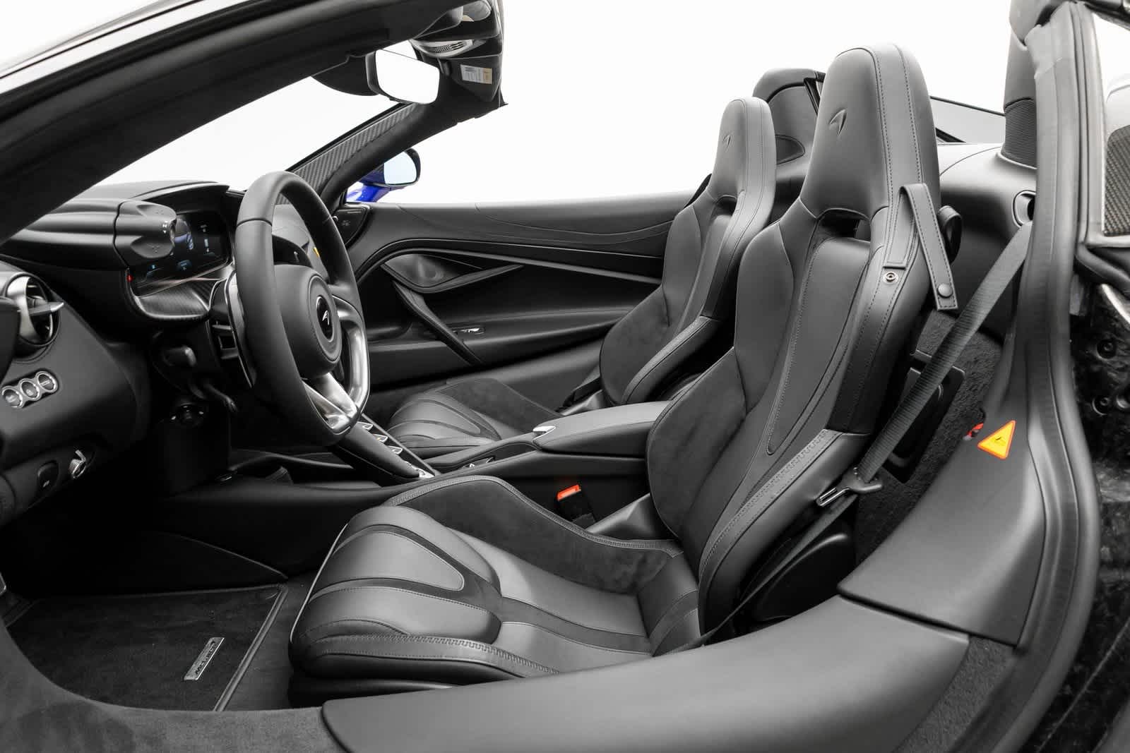 Thumbnail: 2025 Mclaren 750S - 9