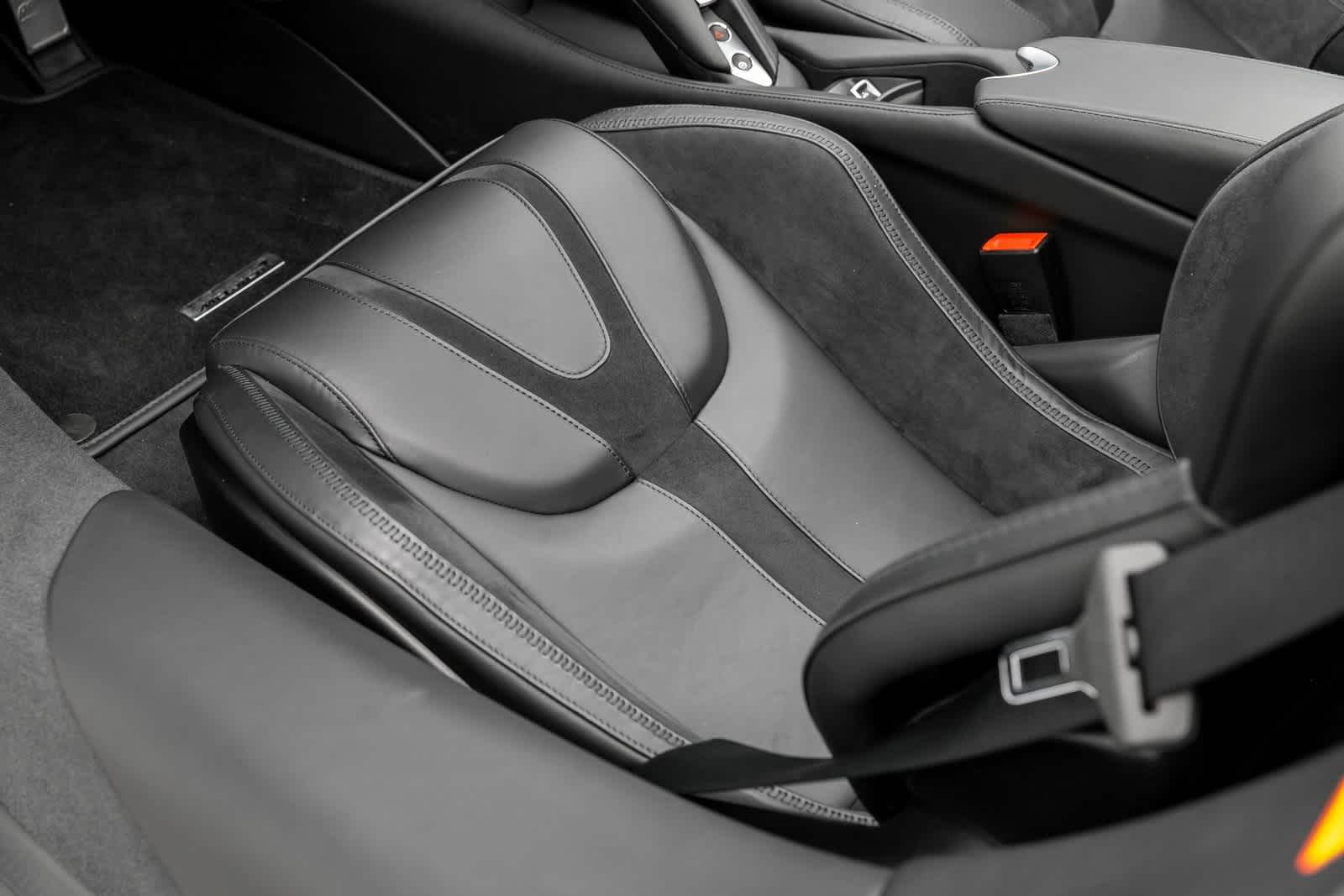 Thumbnail: 2025 Mclaren 750S - 20