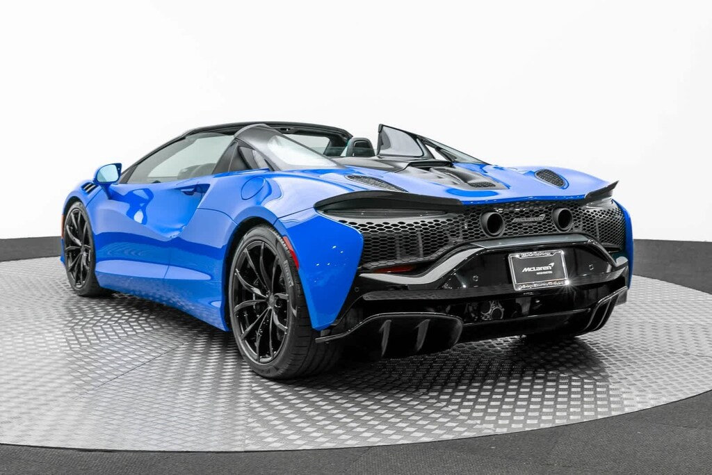 New 2025 McLaren Artura Coupe