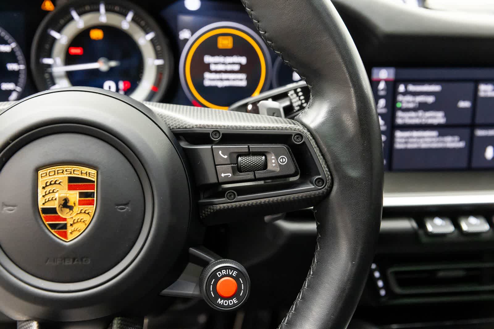 Thumbnail: 2020 Porsche 911 - 34
